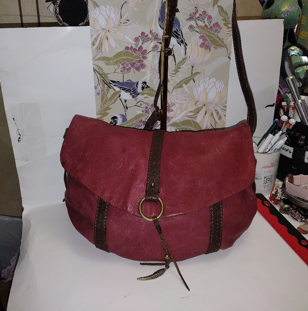 LUCKY BRAND Elegant Red Leather Shoulder Bag
